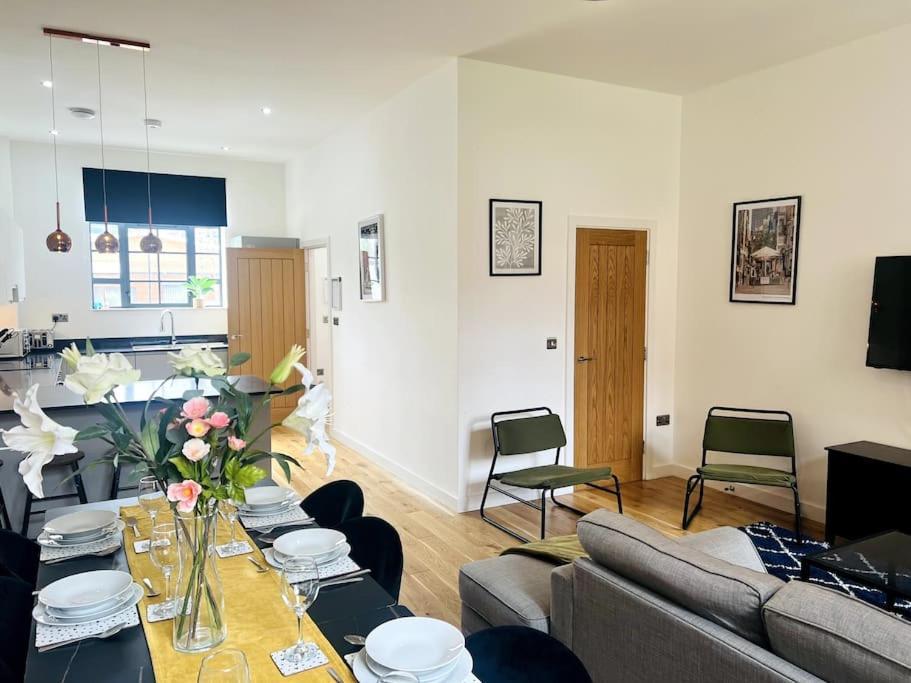 Вілла Twilight House -Wyndale Living- B'Ham Jq Townhouse Бірмінгем Екстер'єр фото